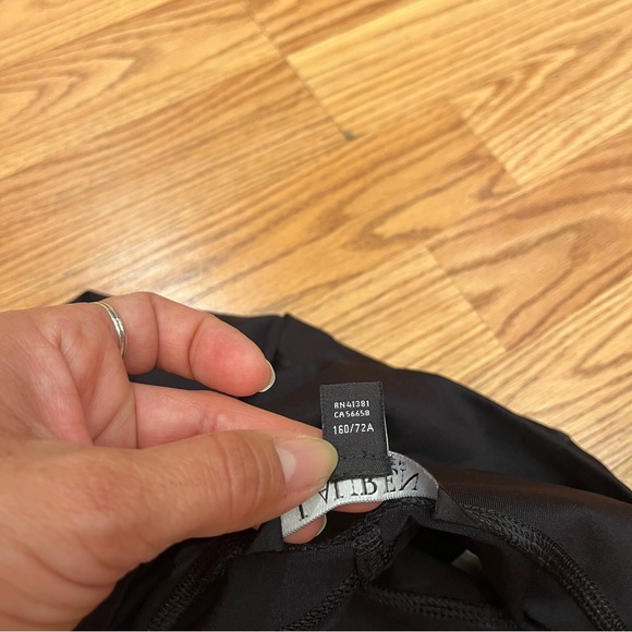 Lauren Ralph Lauren Black Leggings size S, side pockets. - Picture 8 of 12